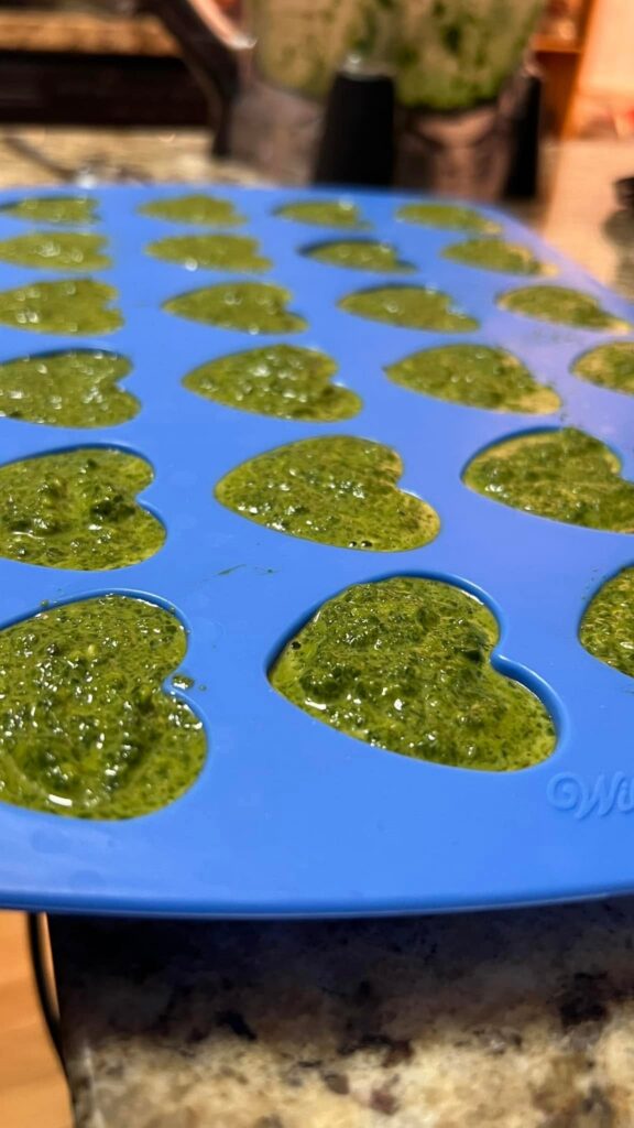 Basil Bombs / Bazsalikom Bomba